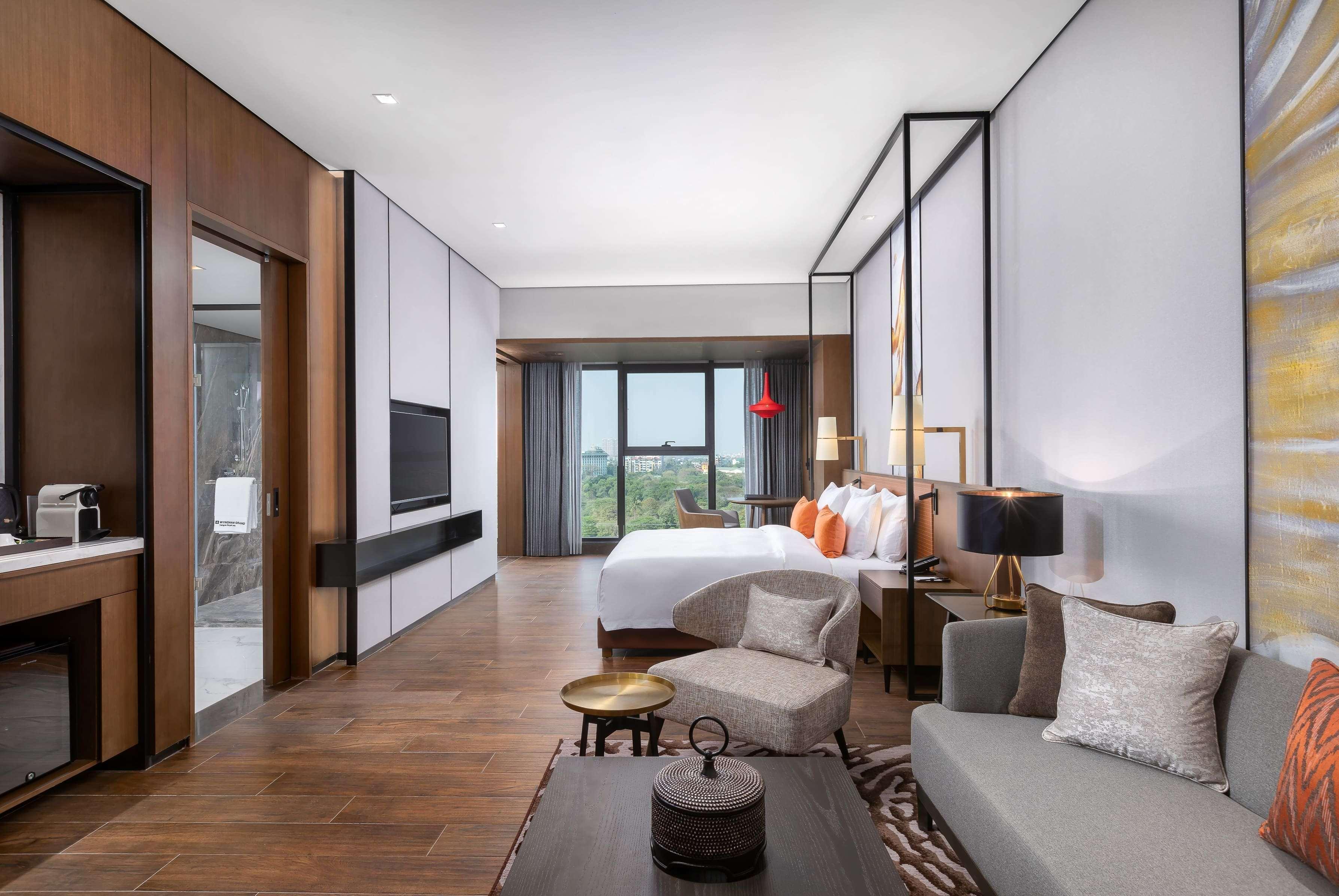 Wyndham Grand Hotel