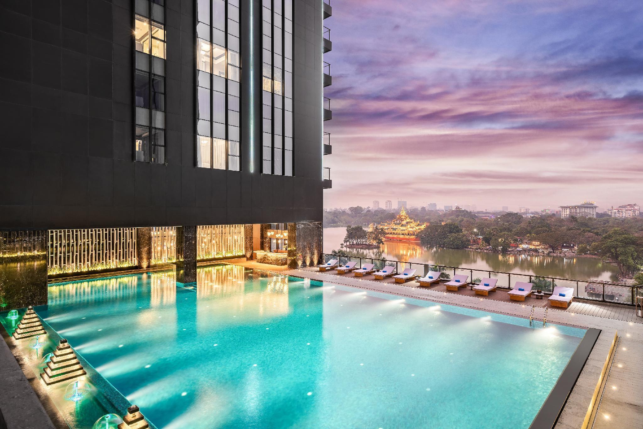 Wyndham Grand Hotel Yangon