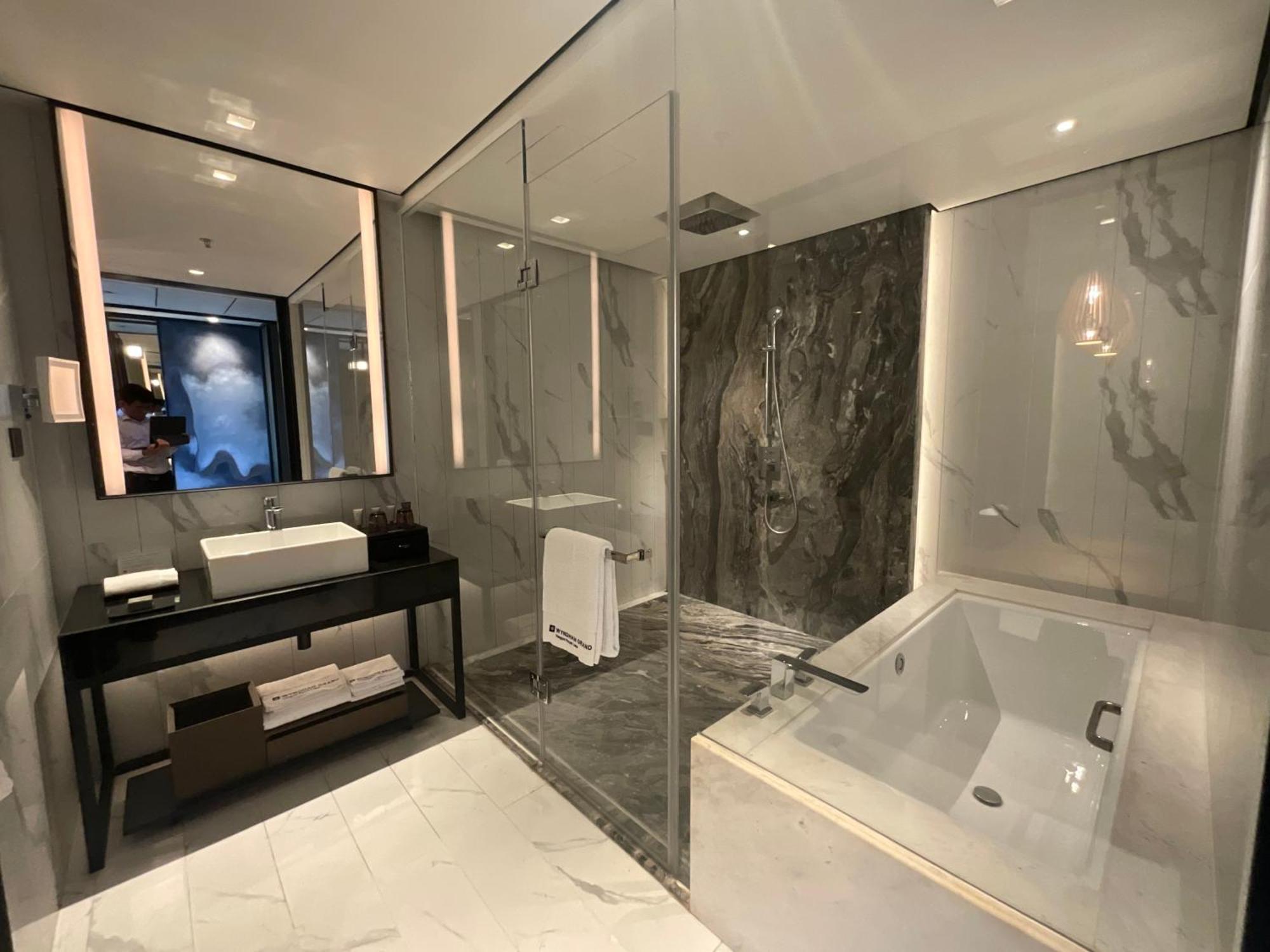 Wyndham Grand 5*