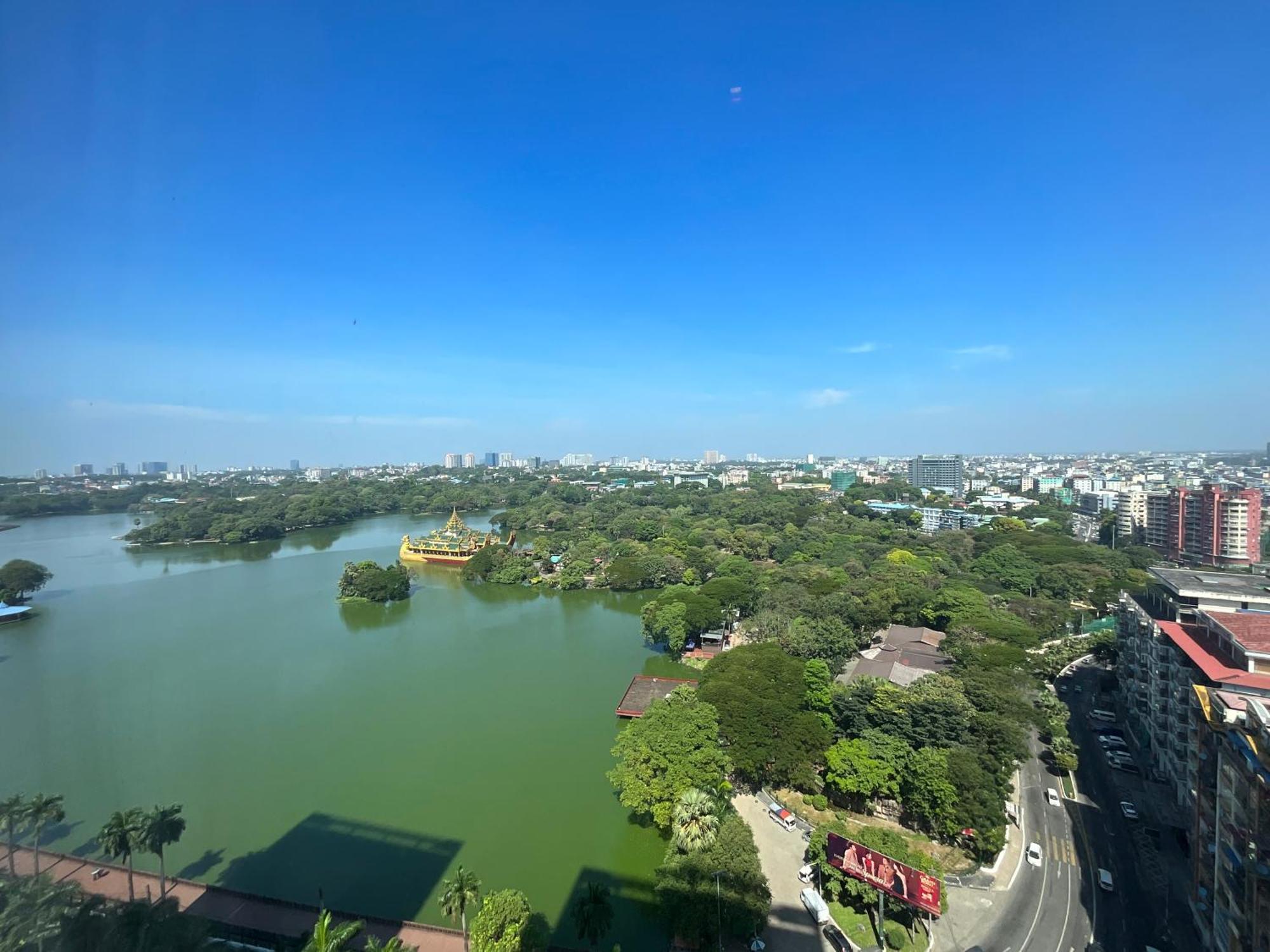 Wyndham Grand Hotel 5*