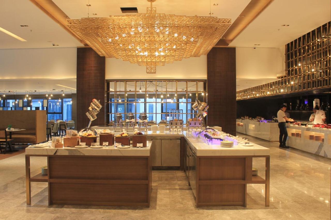 Hotel Wyndham Grand Yangon