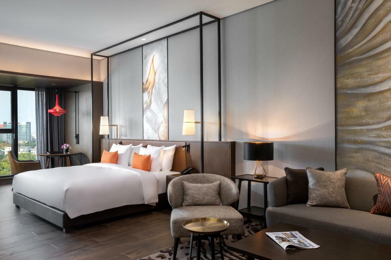 Wyndham Grand Hotel